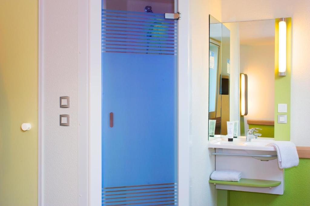 Ibis Budget Pontivy Habitación foto